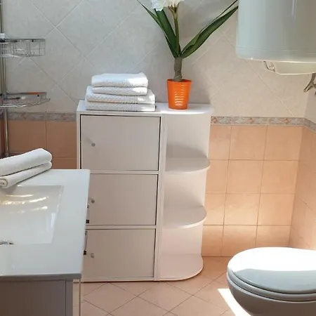 Apatmani Milena アパート オパティヤ