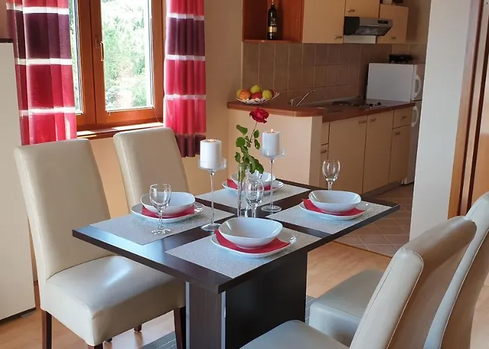 Apatmani Milena Apartment