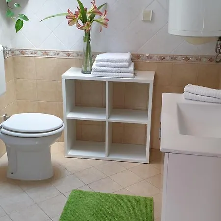 Apatmani Milena 아파트 오파티아